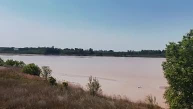 自然景观江河4K高清实拍视频素材视频的预览图
